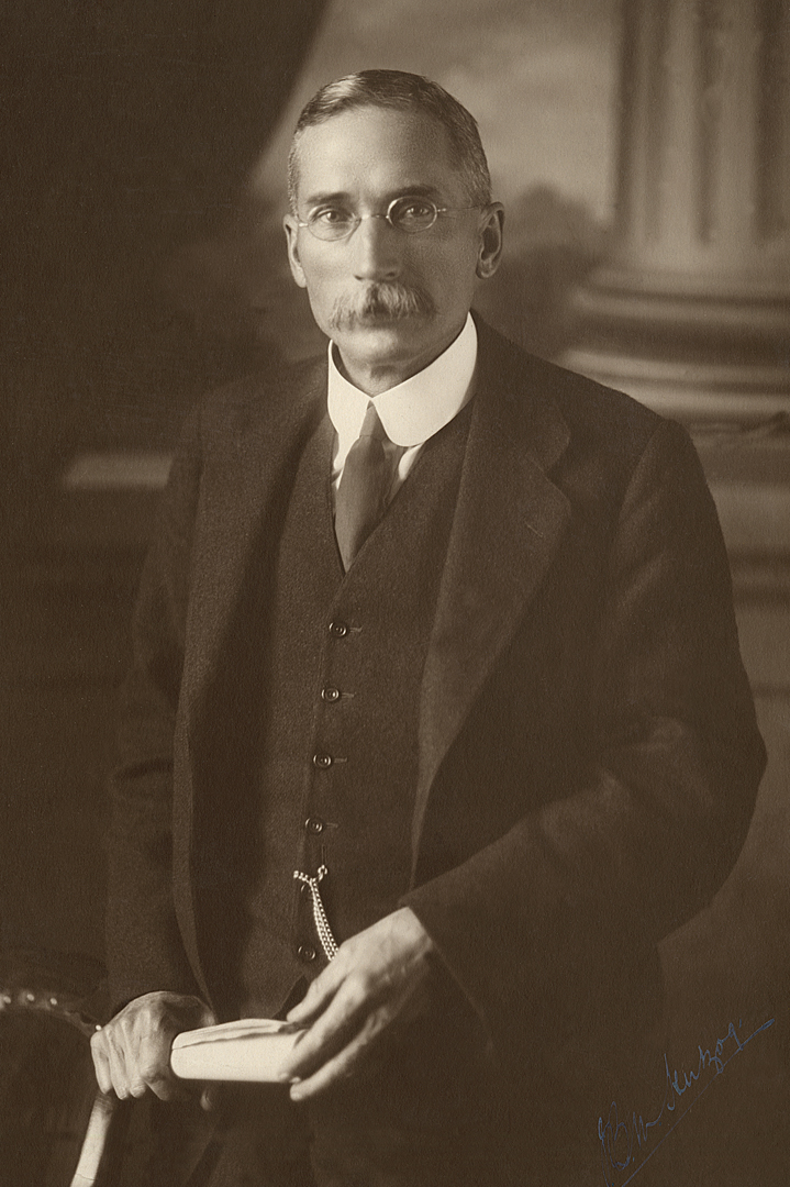 <p>After Jan Smuts’s brutal handling of the Rand Rebellion, his United Party is ousted by Barry Hertzog’s National Party. Hertzog’s administration begins to entrench state welfare for working-class whites.</p>